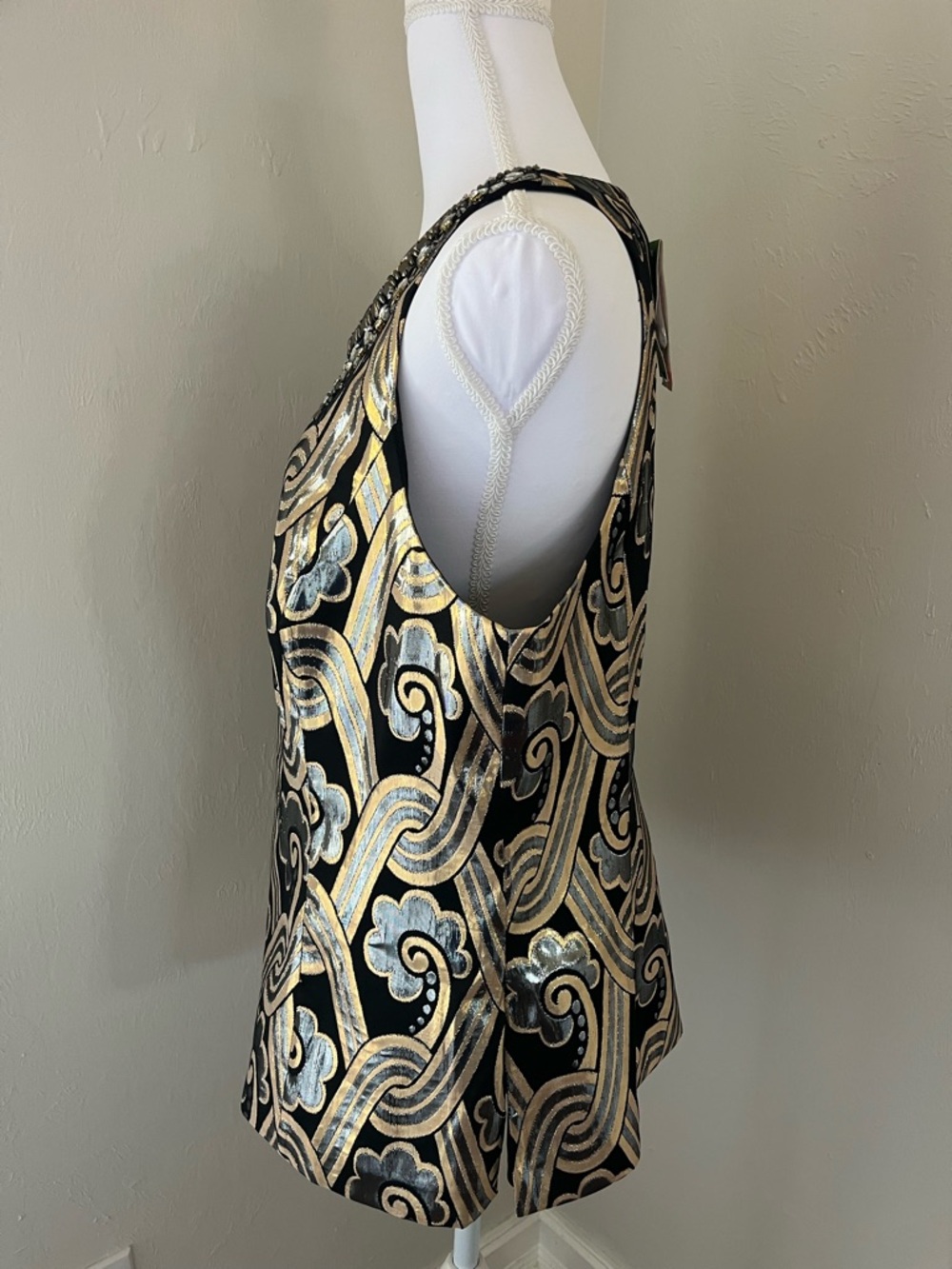 Lilly Pulitzer Black Gold Silver Embellished Sleeveless Blouse (NWT) - Picture 4 of 12